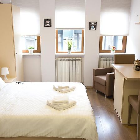 Grand Central Accommodation - Smardan Bucureşti Eksteriør bilde