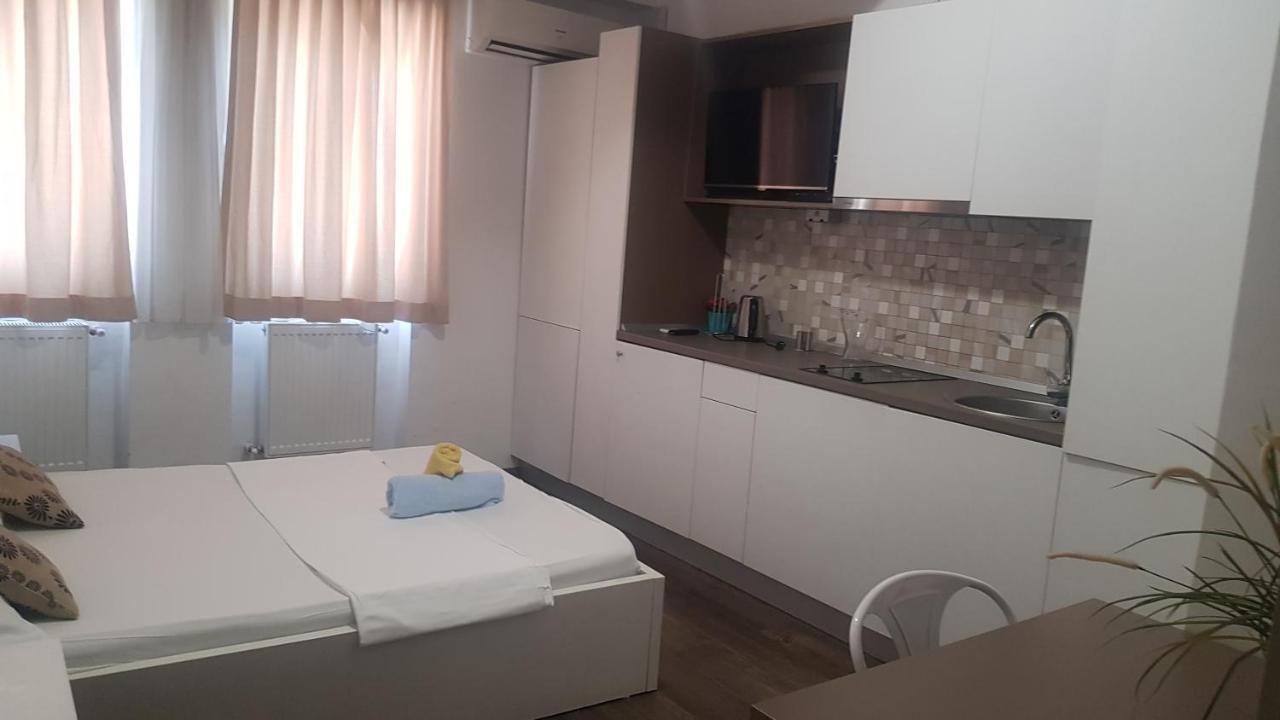 Grand Central Accommodation - Smardan Bucureşti Eksteriør bilde