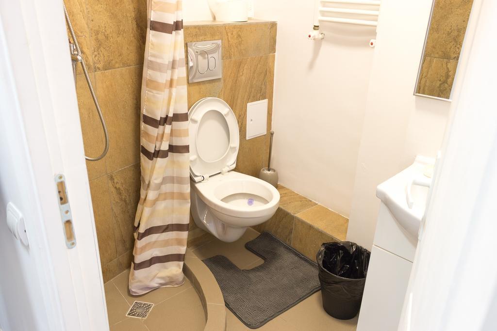 Grand Central Accommodation - Smardan Bucureşti Eksteriør bilde